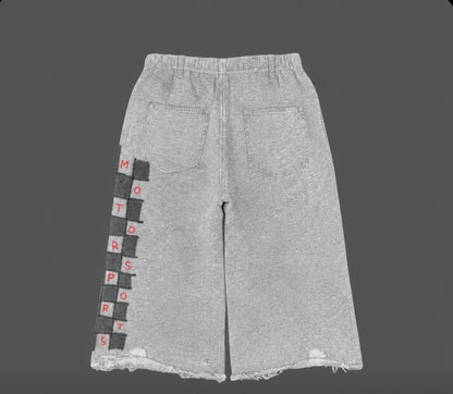 VICTORY LANE STAPLE SHORTS